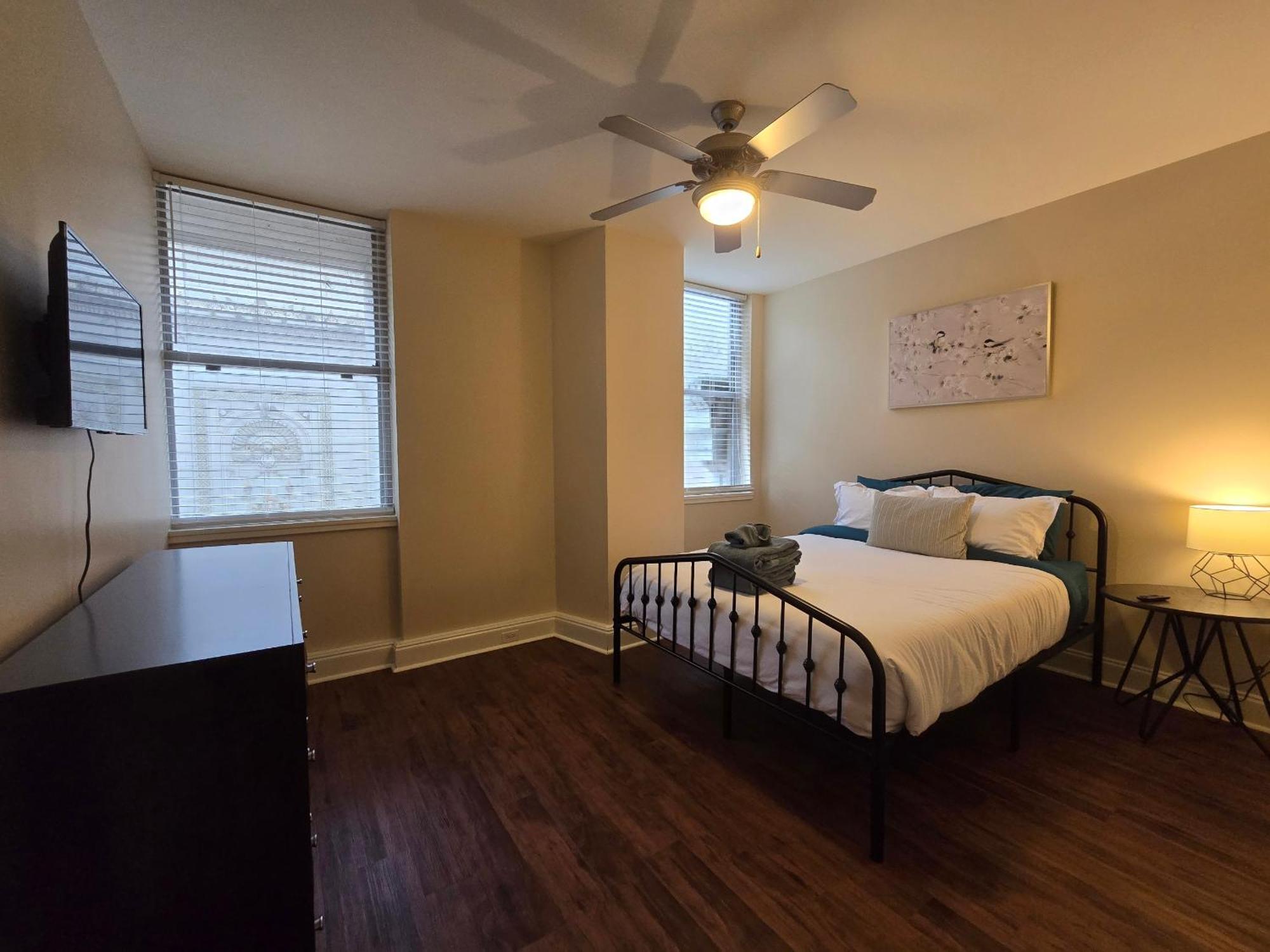 Amazing Condos Beautiful View 2 Blocks To French Quarter, Small Rooftop Pool, Gym, Seanger Theater, Super Dome, And Bourbon St New Orleans Bilik gambar