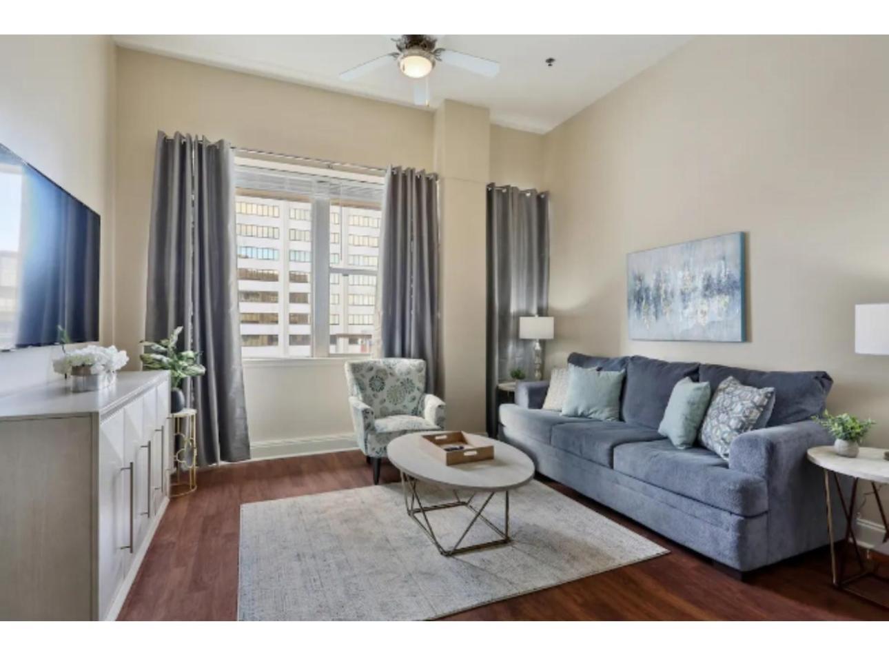 Amazing Condos Beautiful View 2 Blocks To French Quarter, Small Rooftop Pool, Gym, Seanger Theater, Super Dome, And Bourbon St New Orleans Bilik gambar