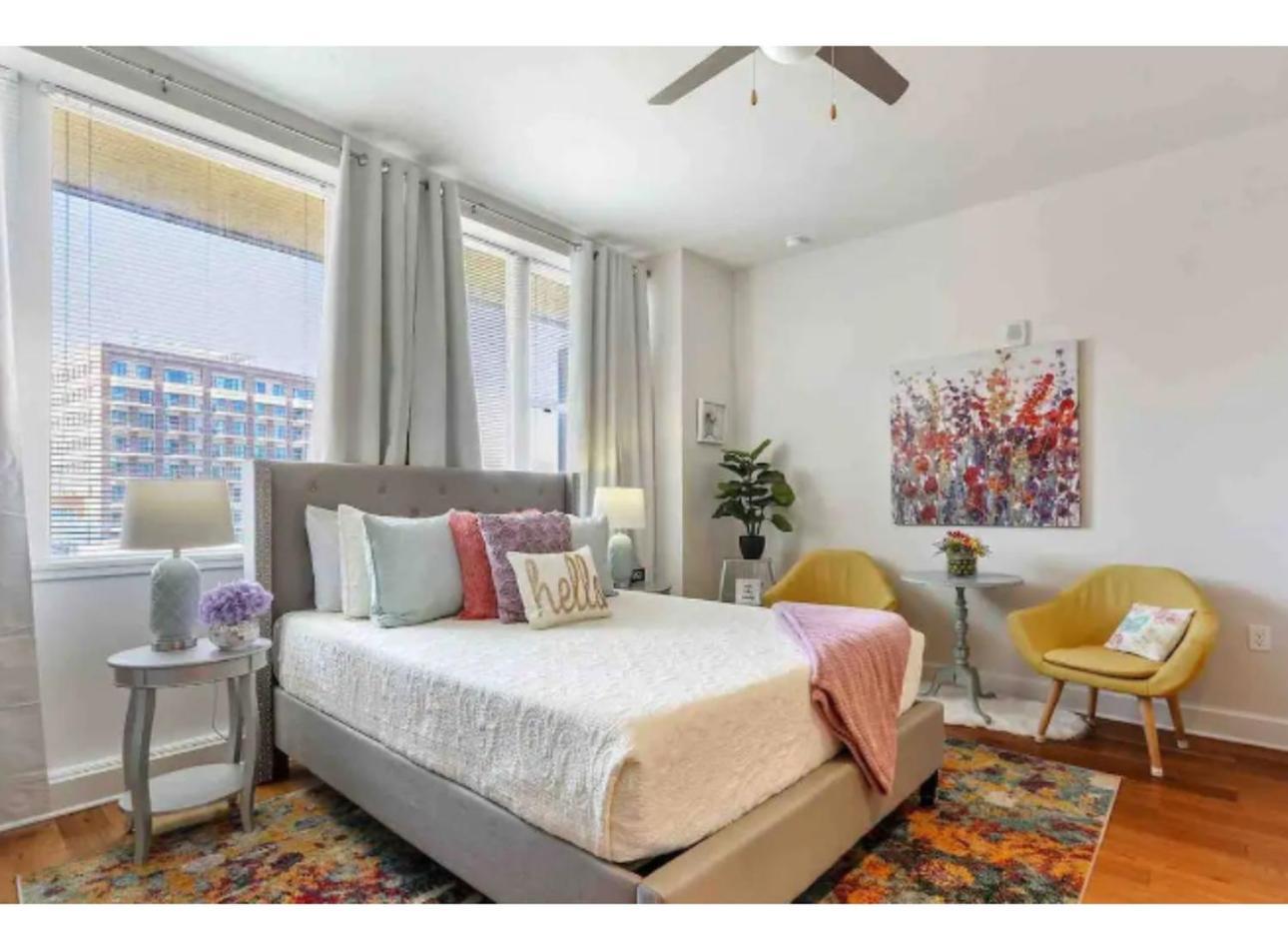 Amazing Condos Beautiful View 2 Blocks To French Quarter, Small Rooftop Pool, Gym, Seanger Theater, Super Dome, And Bourbon St New Orleans Bilik gambar